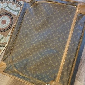 Louis Vuitton French co suitcase